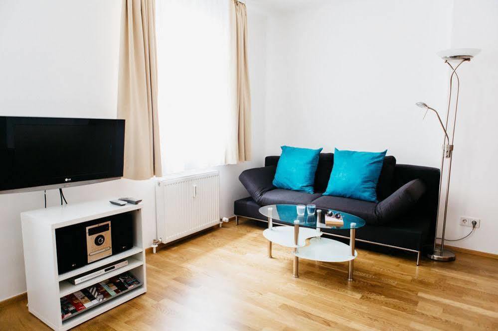 Home Sweet Apartments - A Cozy Welcome Vienne Extérieur photo